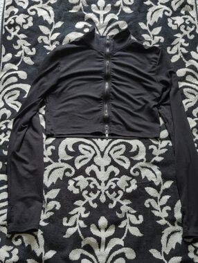 FB Sister Black Zip-Front Cropped Top